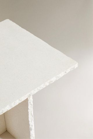 Mesa auxiliar piedra Zara Home