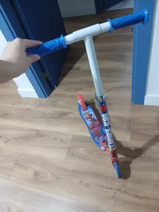 Patinete Spiderman