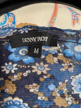 Top floral manga larga con lazada