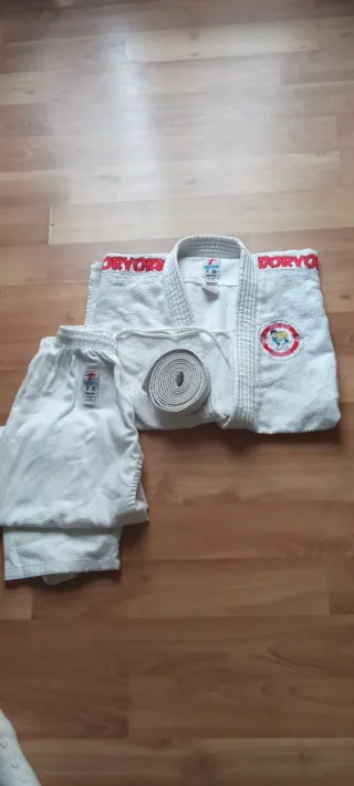 Kimono Doryoku Blanco Talla  9 a 11 años