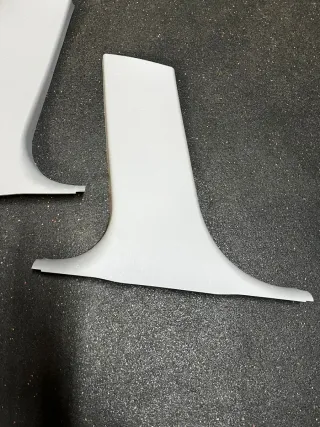 Panel embellecedor pilar B BMW