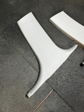 Panel embellecedor pilar B BMW