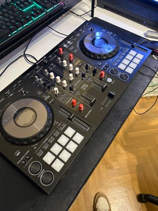 Controlador DJ Pioneer DDJ-800