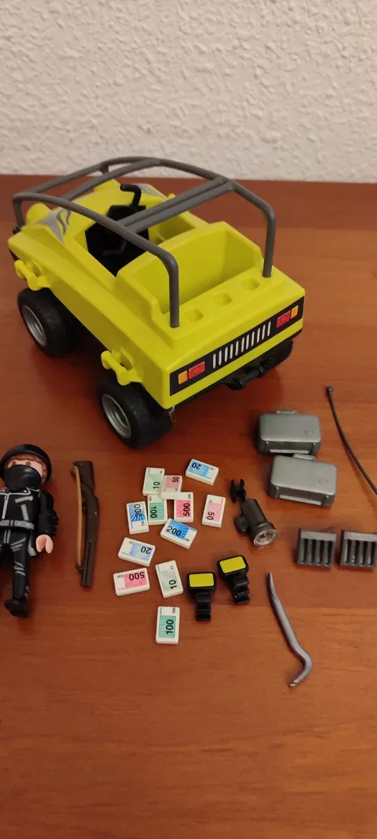 Playmobil Ladrón Negro con Accesorios