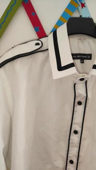 Camicia bianca CLAYTON con profili neri