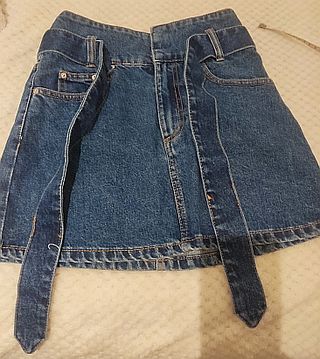 Minifalda vaquera con cinturón