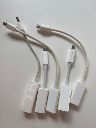 Adaptadores Thunderbolt a HDMI / RJ45 Apple