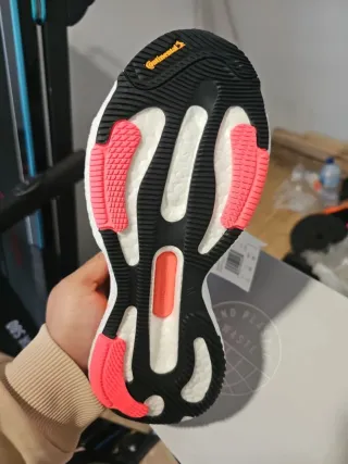 Zapatillas Adidas Naranja y Negro