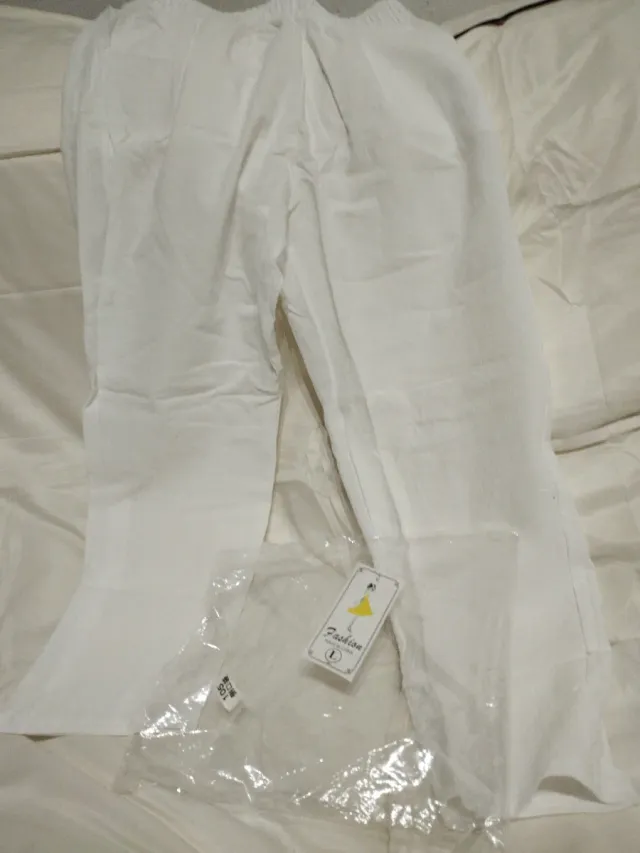 Pantalones blancos talla L