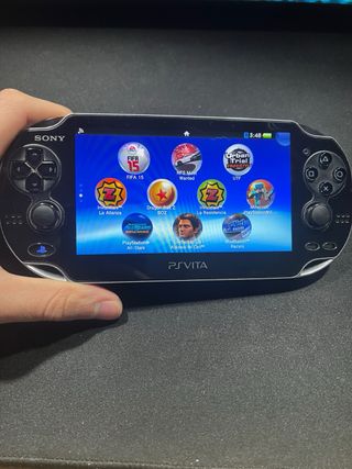 Console Sony PS Vita + 16 Giochi