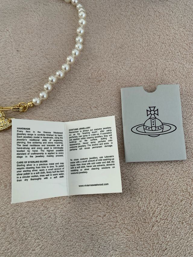 Collar Vivienne Westwood Perlas Dorado