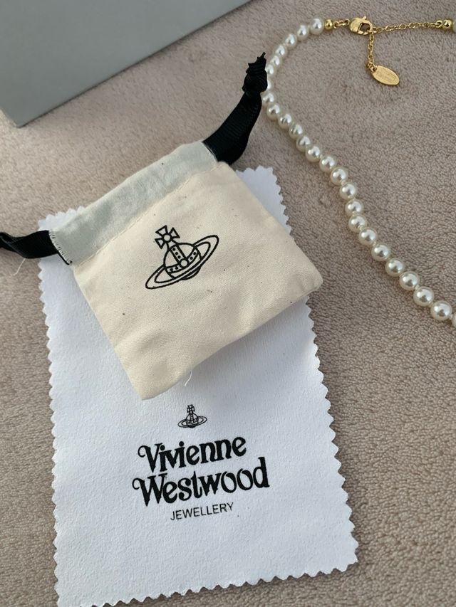 Collar Vivienne Westwood Perlas Dorado