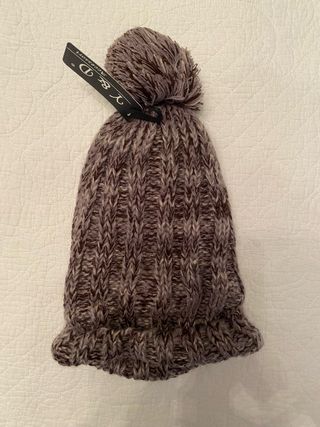Cappello donna Y&D con pompon
