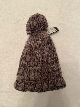 Cappello donna Y&D con pompon