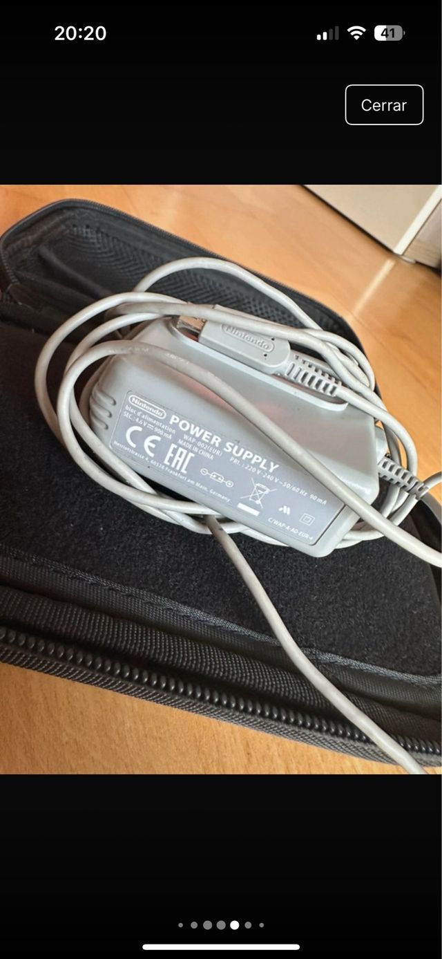 Nintendo 3DS Blanca con funda y juegos