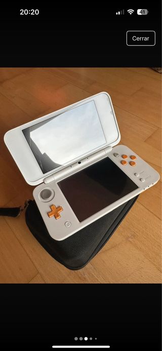 Nintendo 3DS Blanca con funda y juegos