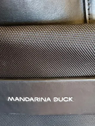 Bolso Maleta Mandarina Duck Negro