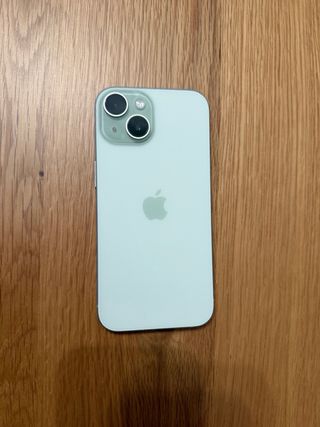 iPhone 15 Verde en perfecto estado