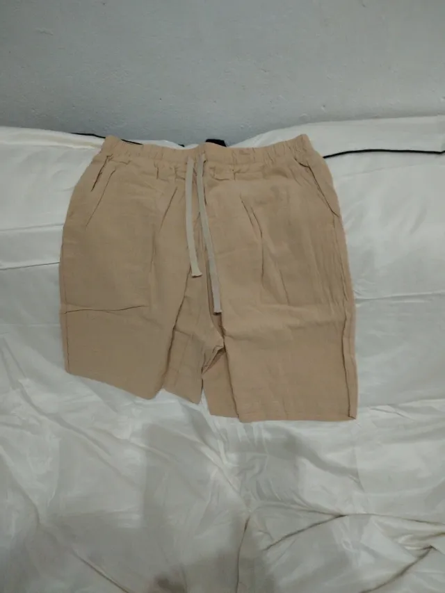 Pantalones cortos beige talla L