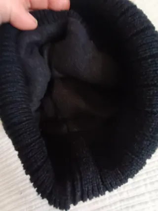 Gorro de invierno negro