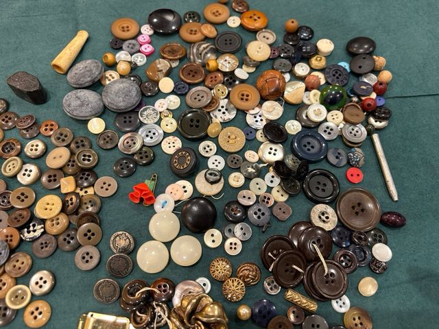 Collezione Bottoni Vintage, dal baule della nonna