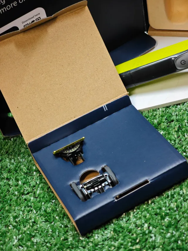 Philips OneBlade 360 Aparador e Barbeador