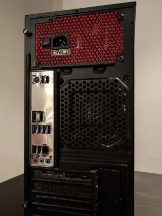 Torre PC Gaming RX 6750XT