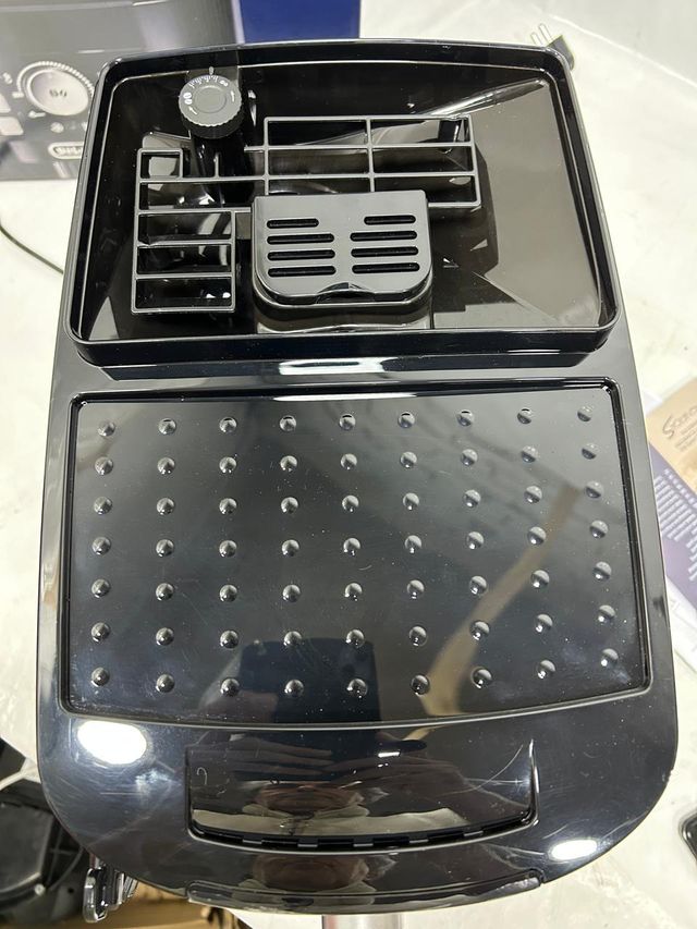 Macchina da caffè DeLonghi Magnifica S ECAM11.112.B