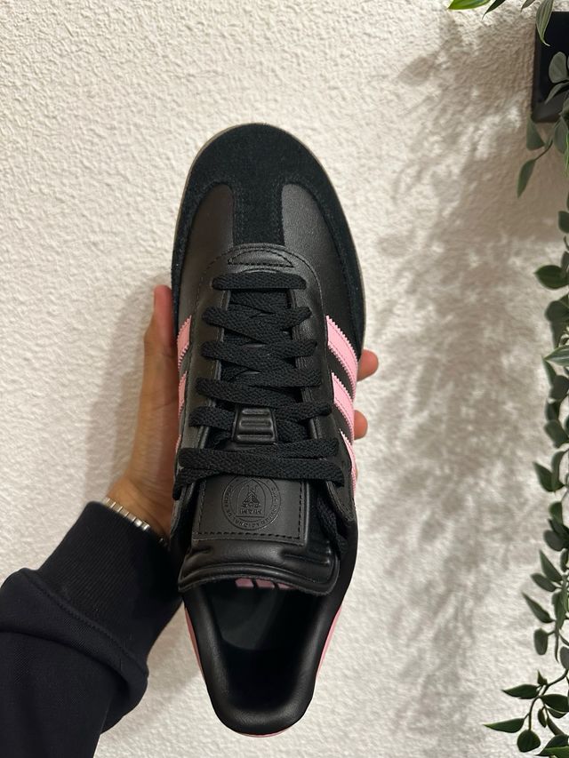 Zapatillas Adidas Samba Negras y Rosas