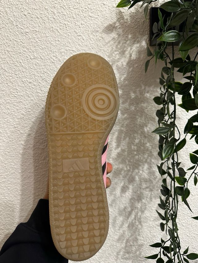 Zapatillas Adidas Samba Negras y Rosas