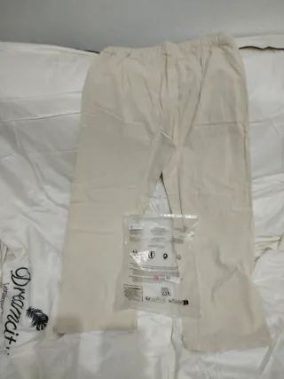 Pantalones beige talla XL