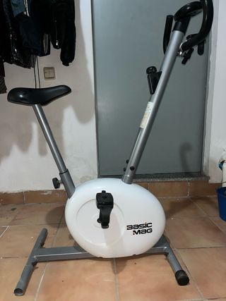 Bicicleta Estática Basic Mag