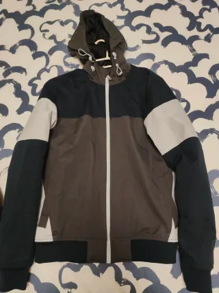 Cazadora Primark bloques color