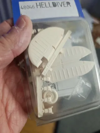 Maqueta Hi-Tech Helldiver 1/48 Resina