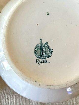 Sopera antigua Moulin des Loups modelo Rachel