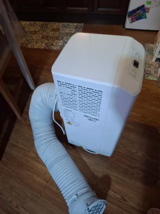 Aire Acondicionado Portátil Hisense Blanco