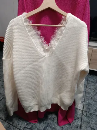 Jersey de punto blanco con encaje