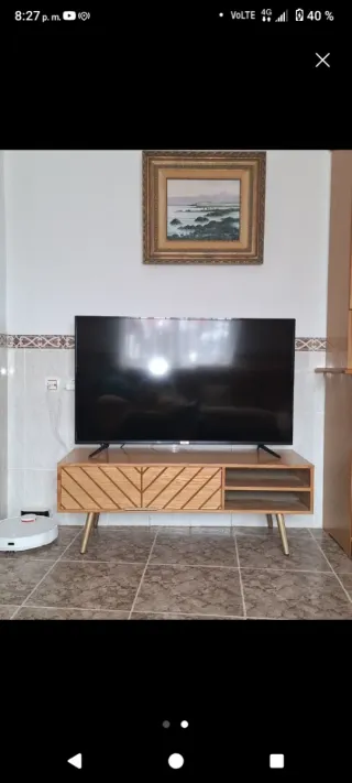 Mueble de comedor de madera