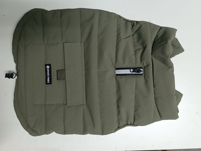 Abrigo para perro Spark Paws nuevo