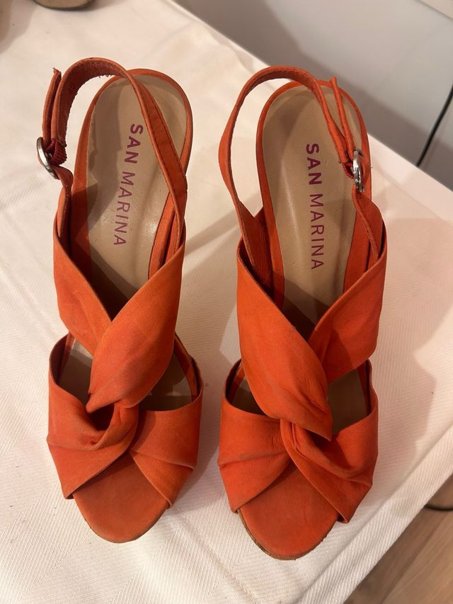 Sandalias San Marina Tacon Naranja.