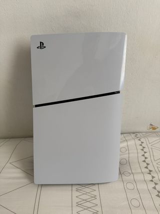 PlayStation 5 1TB + Juego Street Fighter