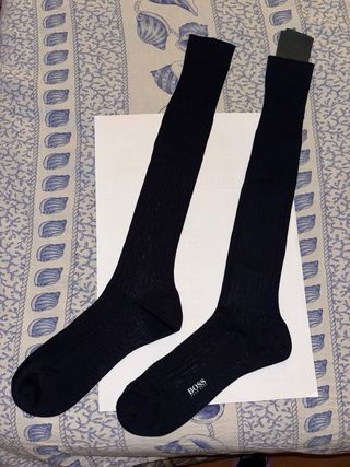 Calze NUOVE Lunghe Da Uomo Firmate”HUGO BOSS”Origi
