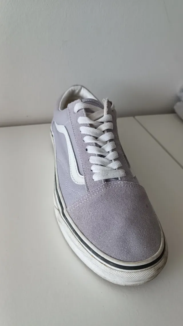 Zapatillas Vans lila ante