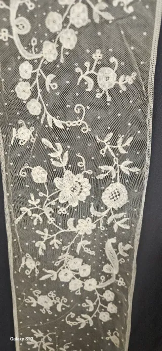 Tira encaje aguja siglo XIX