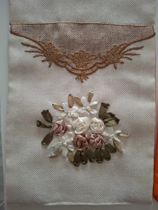 Portarotoli bagno decorati