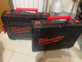 Maletines Milwaukee Negro y Rojo