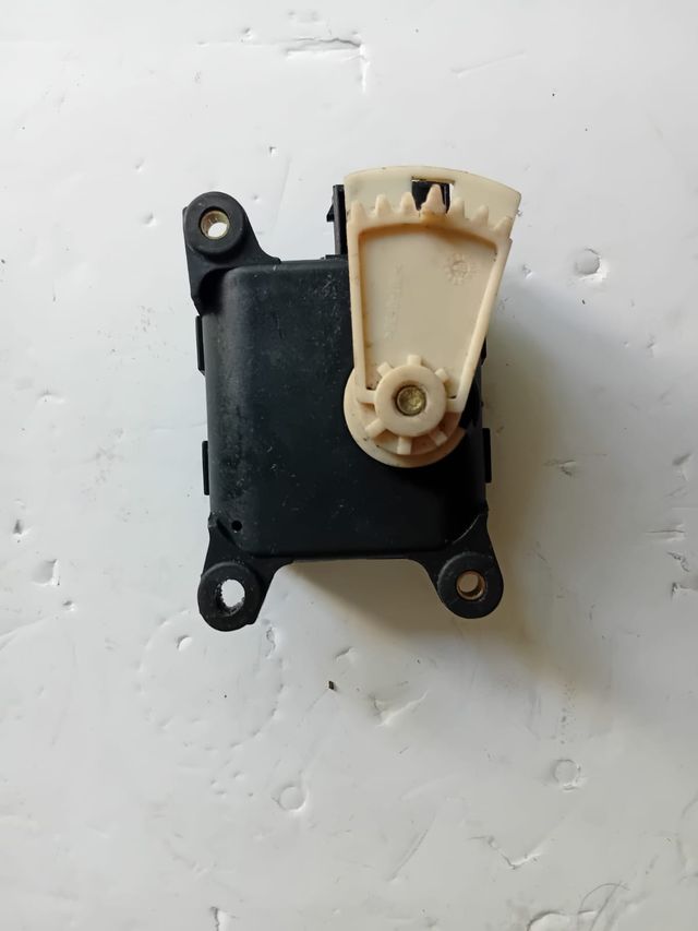 Motorcito actuado reglaje climatizador Citroen C5