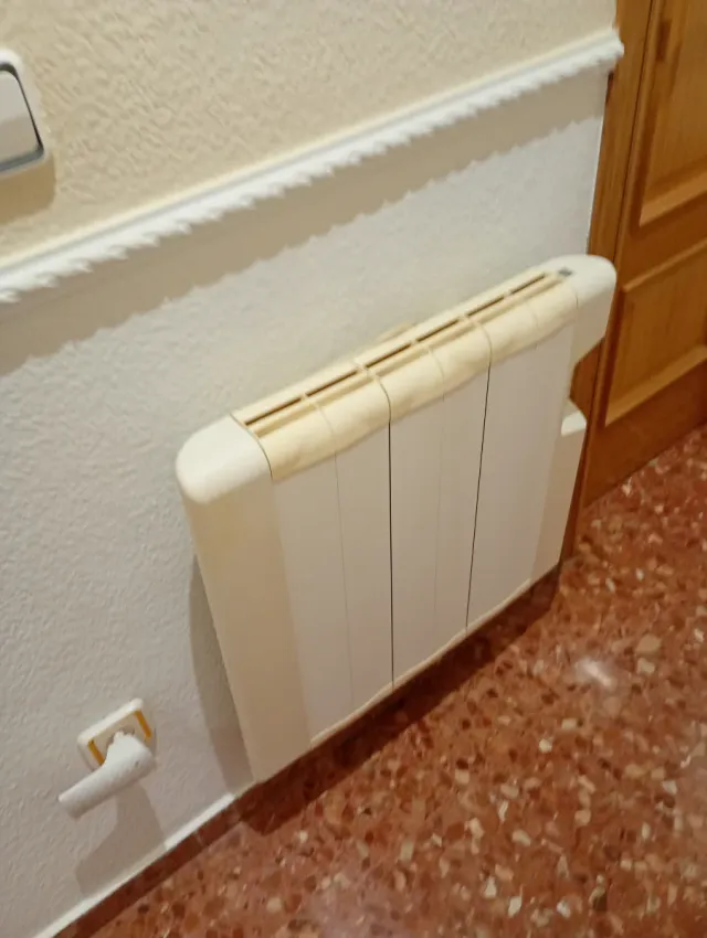 Radiador Eléctrico HJM 3 Elementos