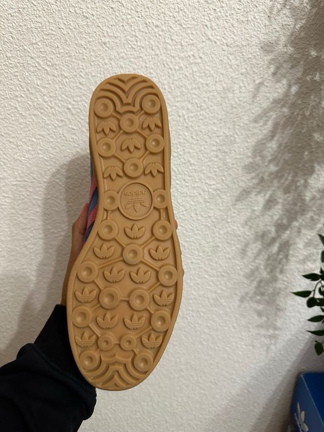 Zapatillas Adidas Gazelle Azul y Rosa