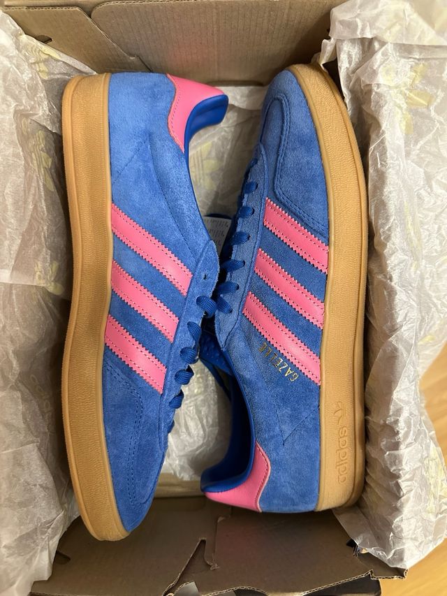 Zapatillas Adidas Gazelle Azul y Rosa